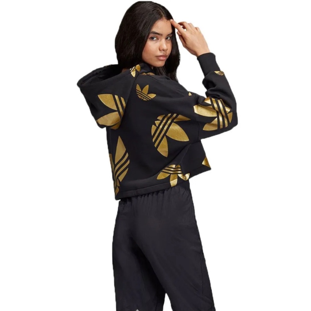 adidas sweatshirt | xs gold logo